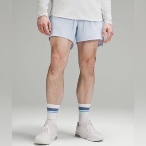 Lululemon License to Train Linerless Shorts 7” in “Windmill” (Light Blue), L